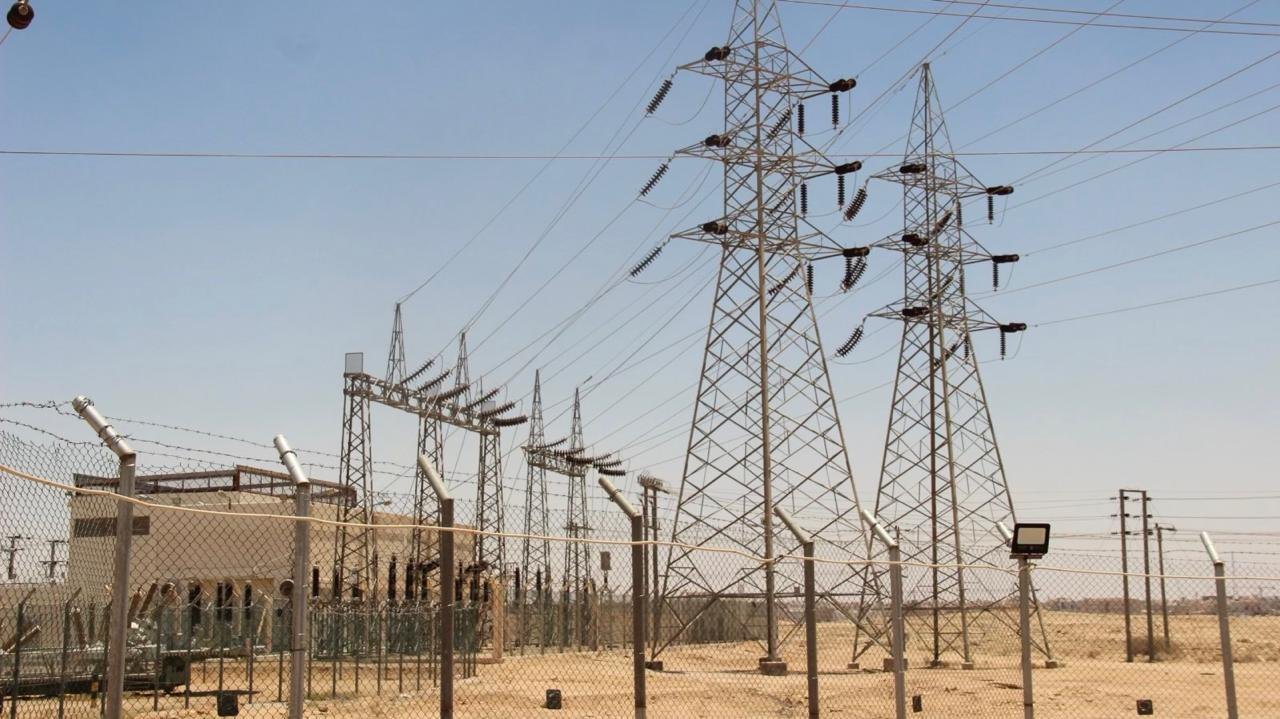 ESNAD team surveying an overhead transmission line route